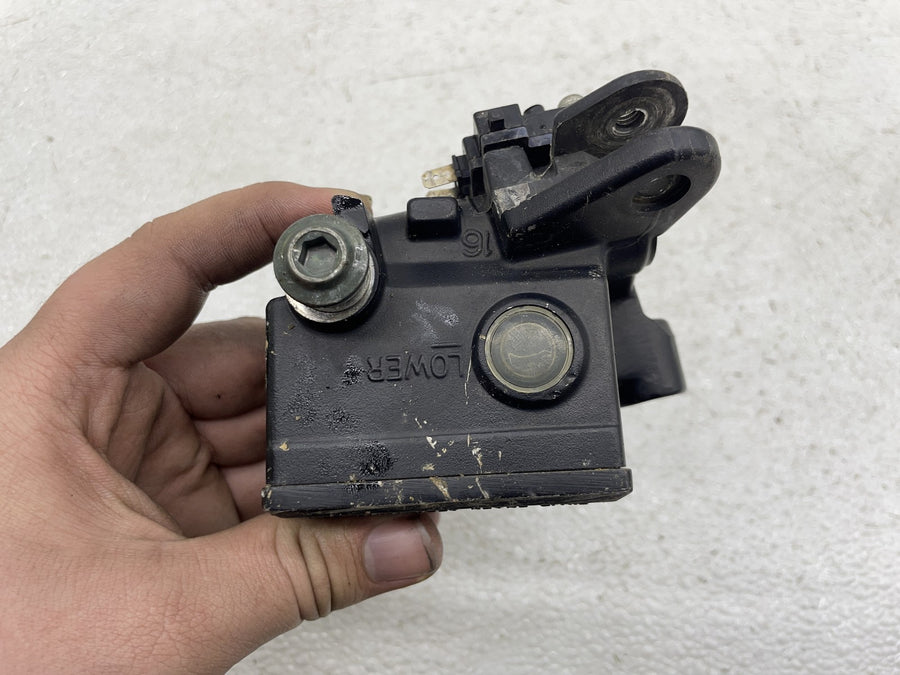06-15 YAMAHA FZ1 FRONT BRAKE MASTER CYLINDER
