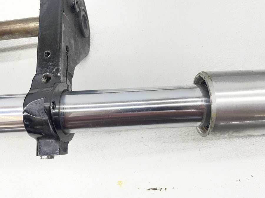 07-11 HARLEY-DAVIDSON ELECTRA GLIDE ULTRA CLASSIC FLHTCU FRONT FORKS COMPLETE
