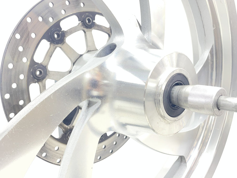 04-06 VICTORY KINGPIN FRONT WHEEL RIM