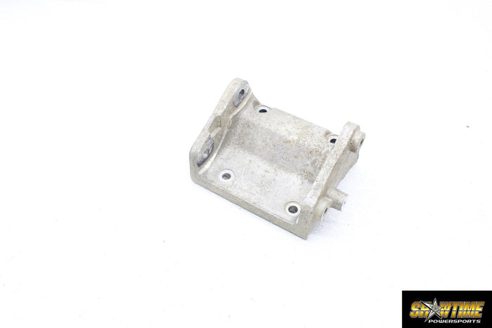 20-26 KAWASAKI TERYX KRX 1000 KRF 1000 ENGINE TRANSMISSION MOUNT STAY BRACKET