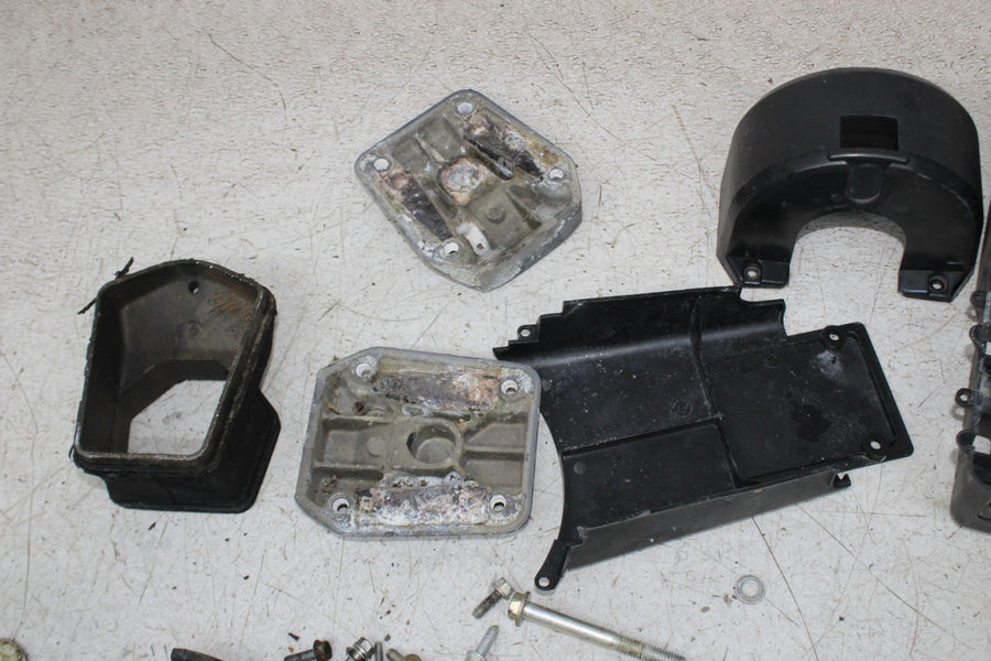 1999 JOHNSON 115 V4 OUTBOARD ENGINE PARTS HARDWARE GEAR NUTS BOLTS COVER TRIM