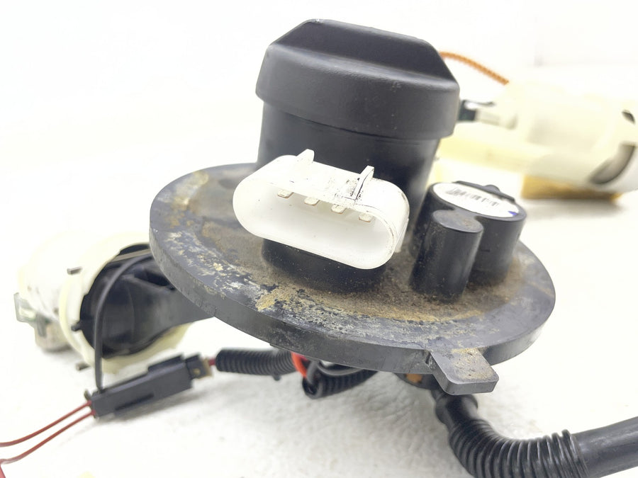 07-11 HARLEY-DAVIDSON STREET GLIDE FLHX FUEL GAS PUMP