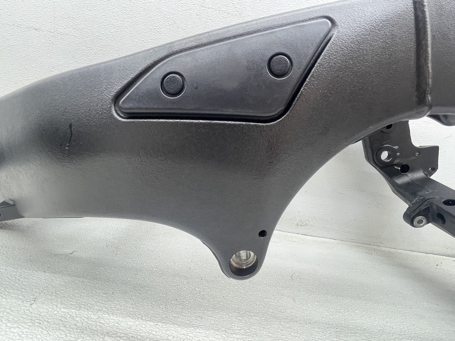 11-13 YAMAHA FZ8 FRAME CHASSIS STPSS STRAIGHT