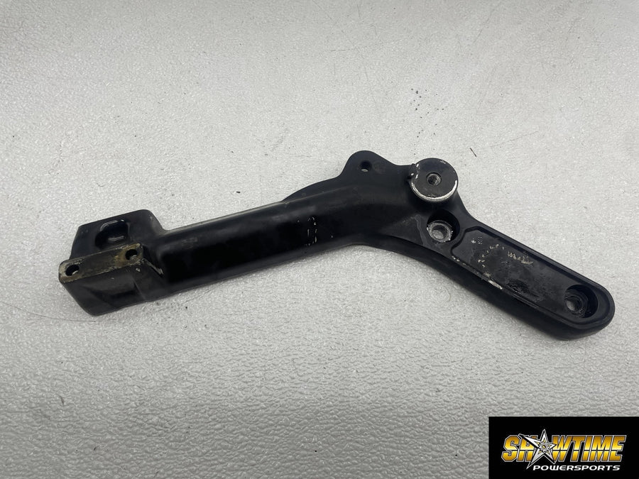 20-24 HARLEY-DAVIDSON SOFTAIL STANDARD FXST EXHAUST MOUNT BRACKET