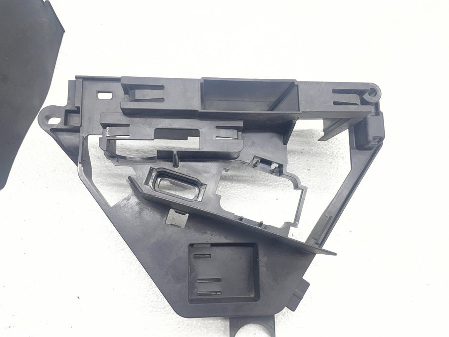 12-16 HARLEY-DAVIDSON STREET GLIDE FLHX BATTERY TRAY BOX HOLDER