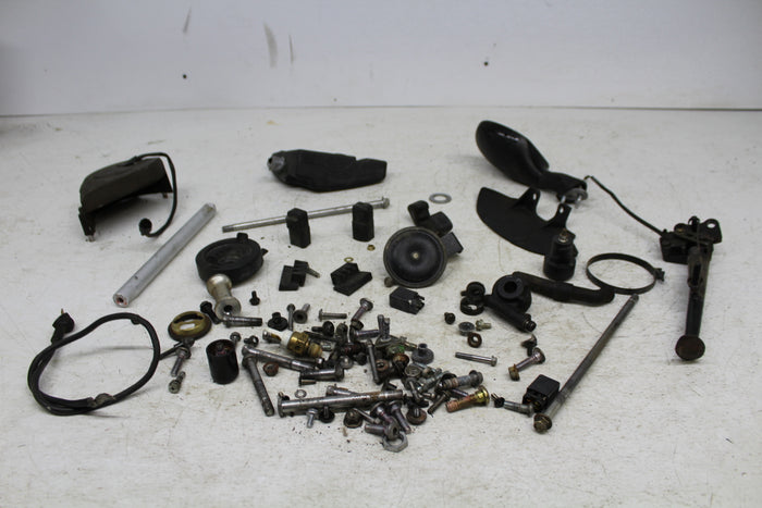 00-01 KAWASAKI NINJA ZX9R PARTS AND HARDWARE NUTS BOLTS MIRROR COVER STAND RELAY