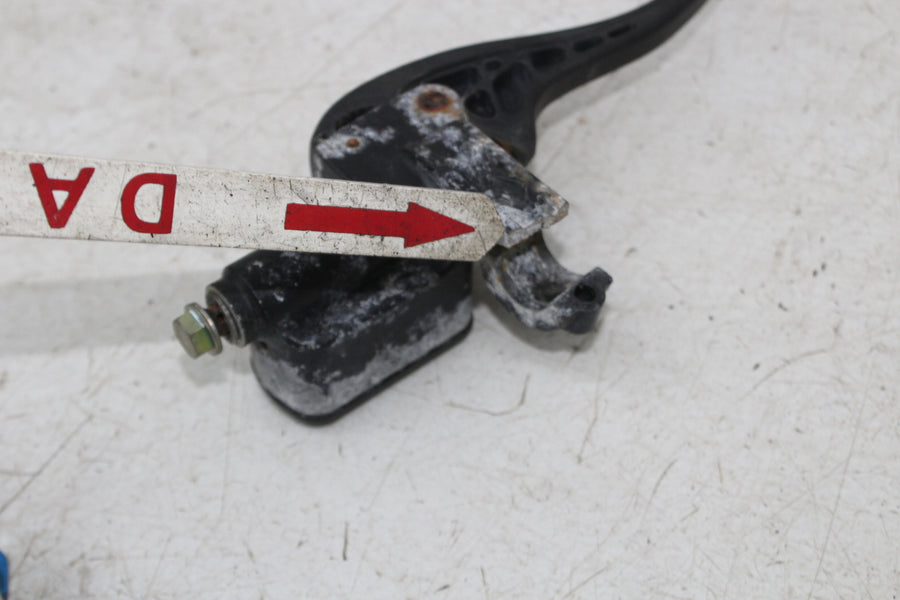 05 POLARIS SPORTSMAN 500 FRONT BRAKE MASTER CYLINDER THUMB THROTTLE