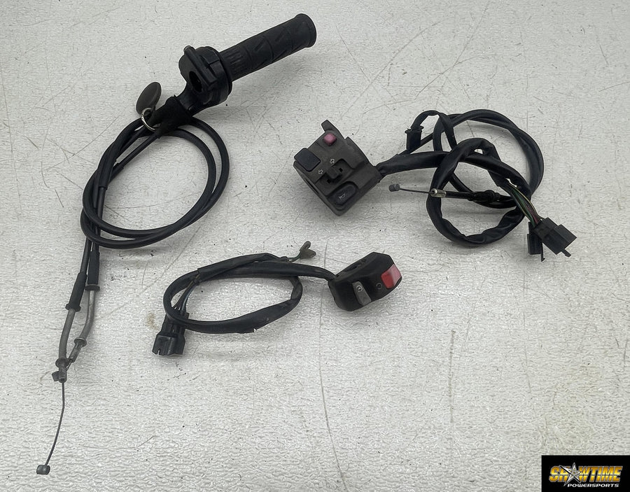 02-05 KAWASAKI NINJA ZX12R LEFT RIGHT SWITCHES CONTROL ON OFF START SIGNAL LIGHT