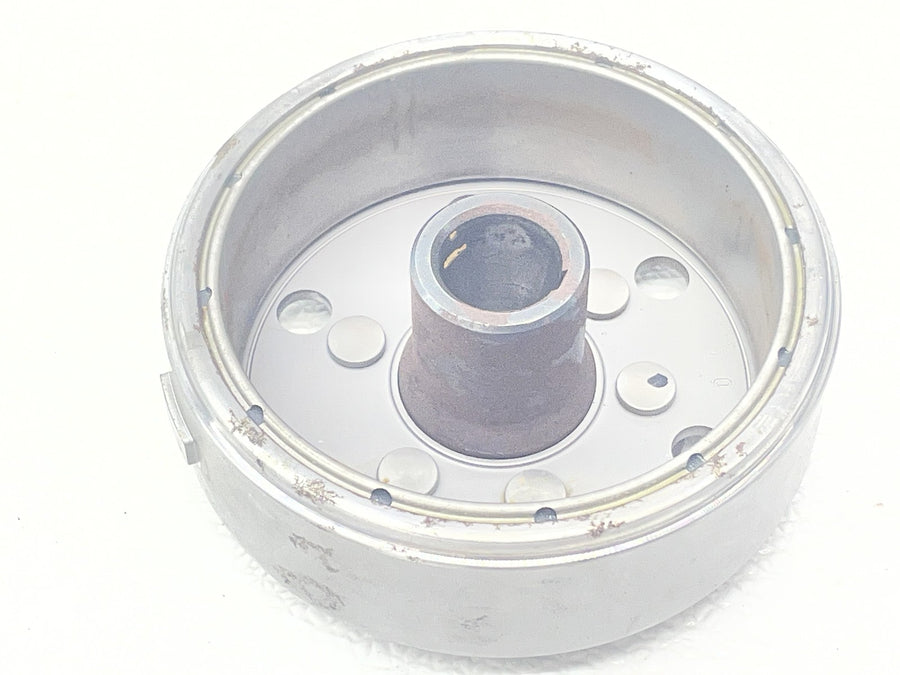 84-85 YAMAHA RZ350 RZ 350 FLY WHEEL MAGNETO ALTERNATOR GENERATOR FLYWHEEL ROTOR