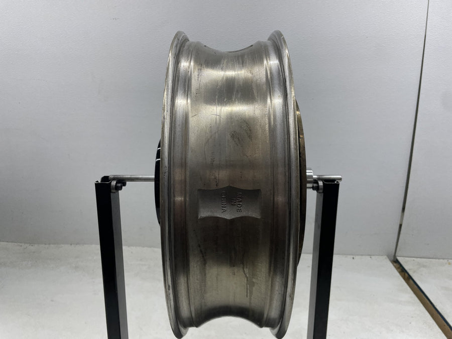 24-26 HARLEY-DAVIDSON ROAD GLIDE FLTRX HELIX REAR BACK WHEEL RIM