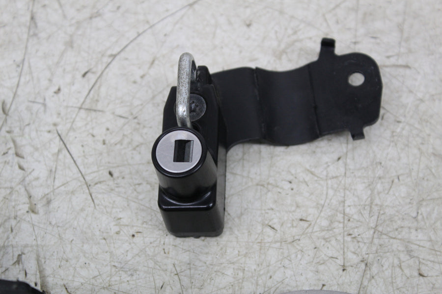 24 KAWASAKI NINJA ZX4R IGNITION LOCK KEY SET W/ GAS CAP AND SEAT LOCK
