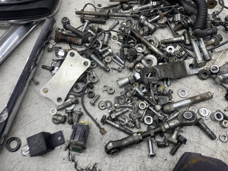 89-91 HARLEY-DAVIDSON ELECTRA GLIDE CLASSIC FLHTC PARTS HARDWARE LOT