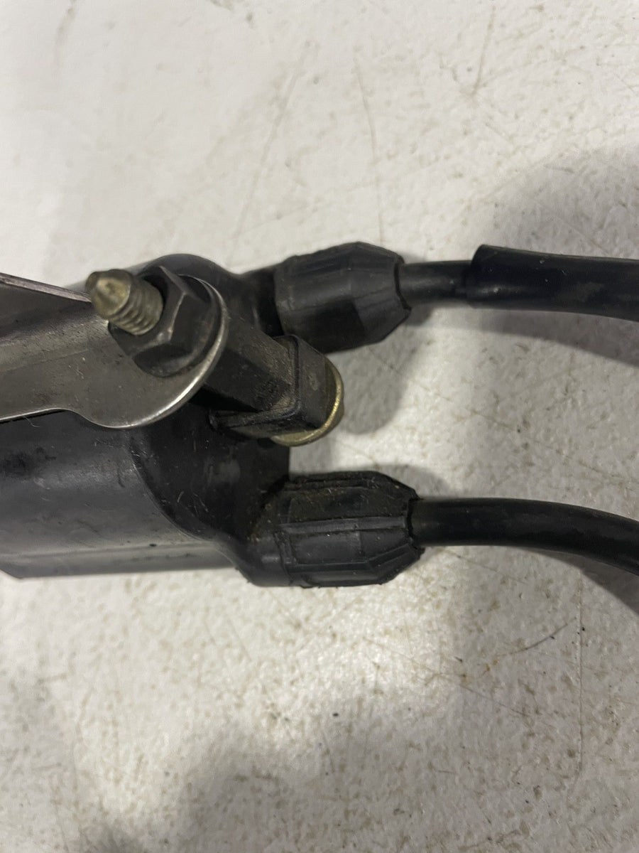 97-98 HONDA CBR1100XX IGNITION COILS COIL SPARK PLUG CAPS