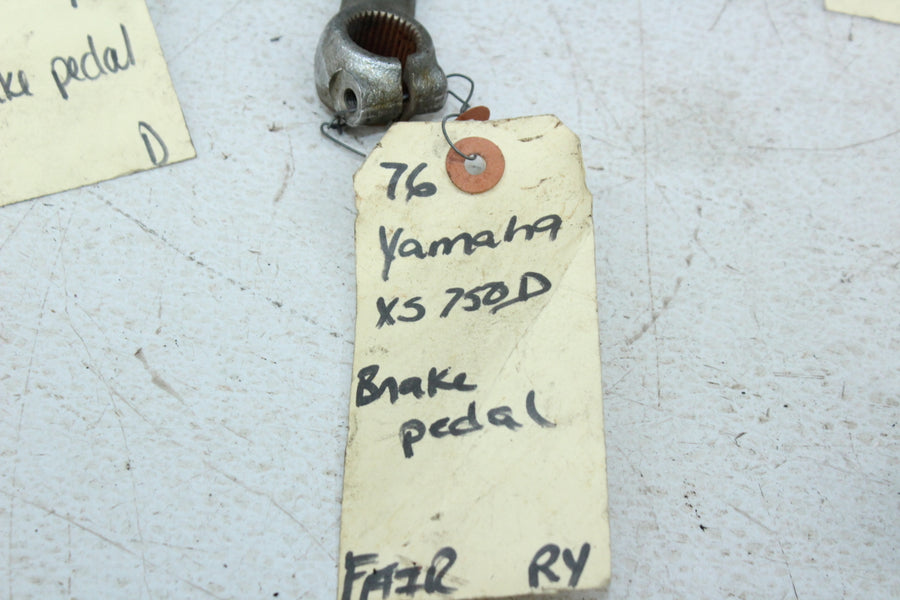 YAMAHA BRAKE & SHIFT LEVER LOT