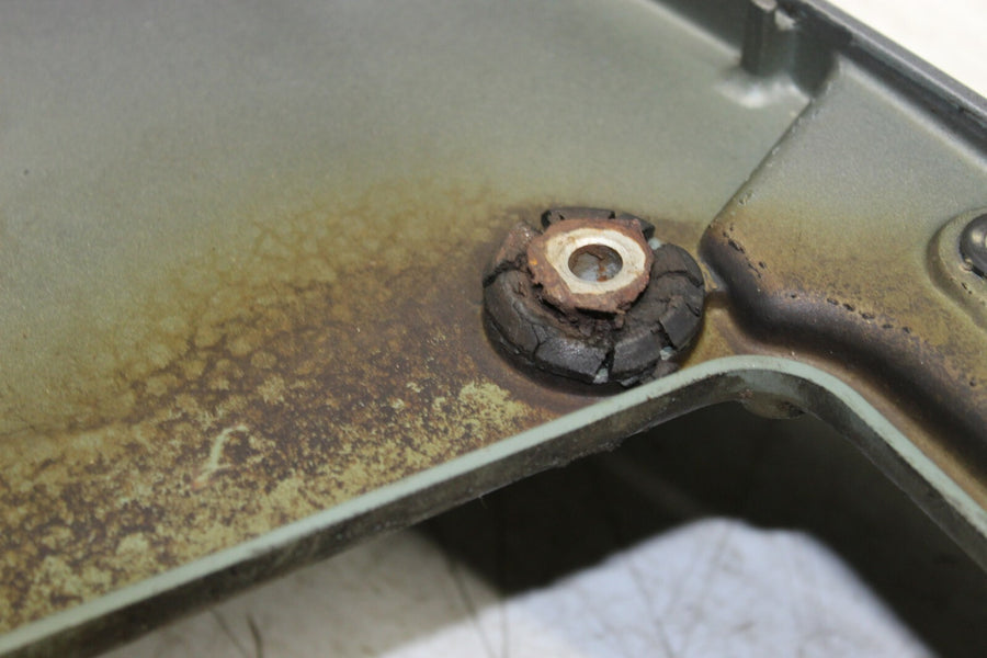 2006 YAMAHA OUTBOARD 115HP LOWER BOTTOM COVER COWL COWLING PAN