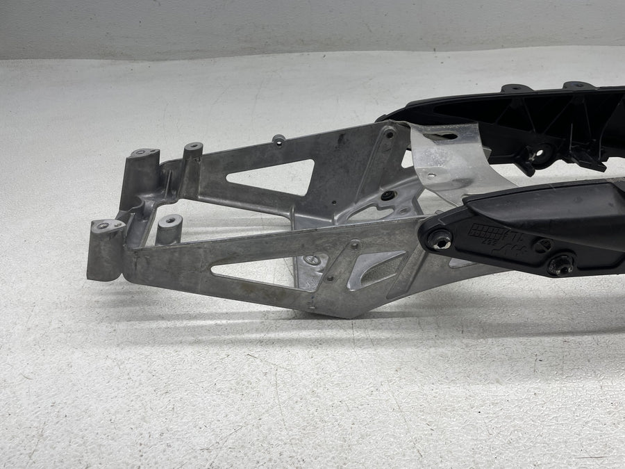 06-07 SUZUKI GSXR600 REAR SUBFRAME BACK SUB FRAME