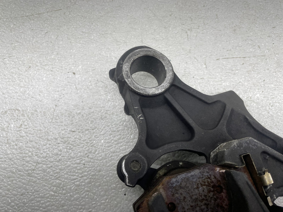 06-07 SUZUKI GSXR600 REAR BACK BRAKE CALIPER W/ BRAKE LINE