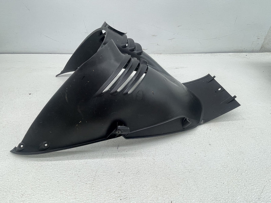 2011 HONDA PCX125 FRONT LOWER COVER PANEL FAIRING COWL SHROUD 64520-KWN-9000