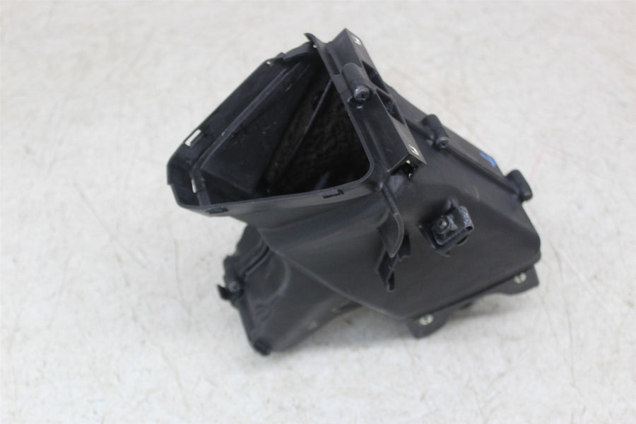 13-18 KAWASAKI ZX6R 636 AIR INTAKE DUCT (SEE DESCP)