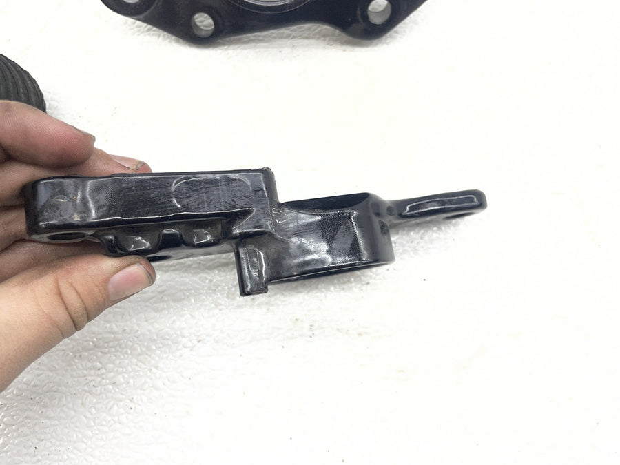 13 HARLEY-DAVIDSON ROAD GLIDE CVO CUSTOM FLTRXSE2 REAR SWINGARM PIVOT MOUNT KIT