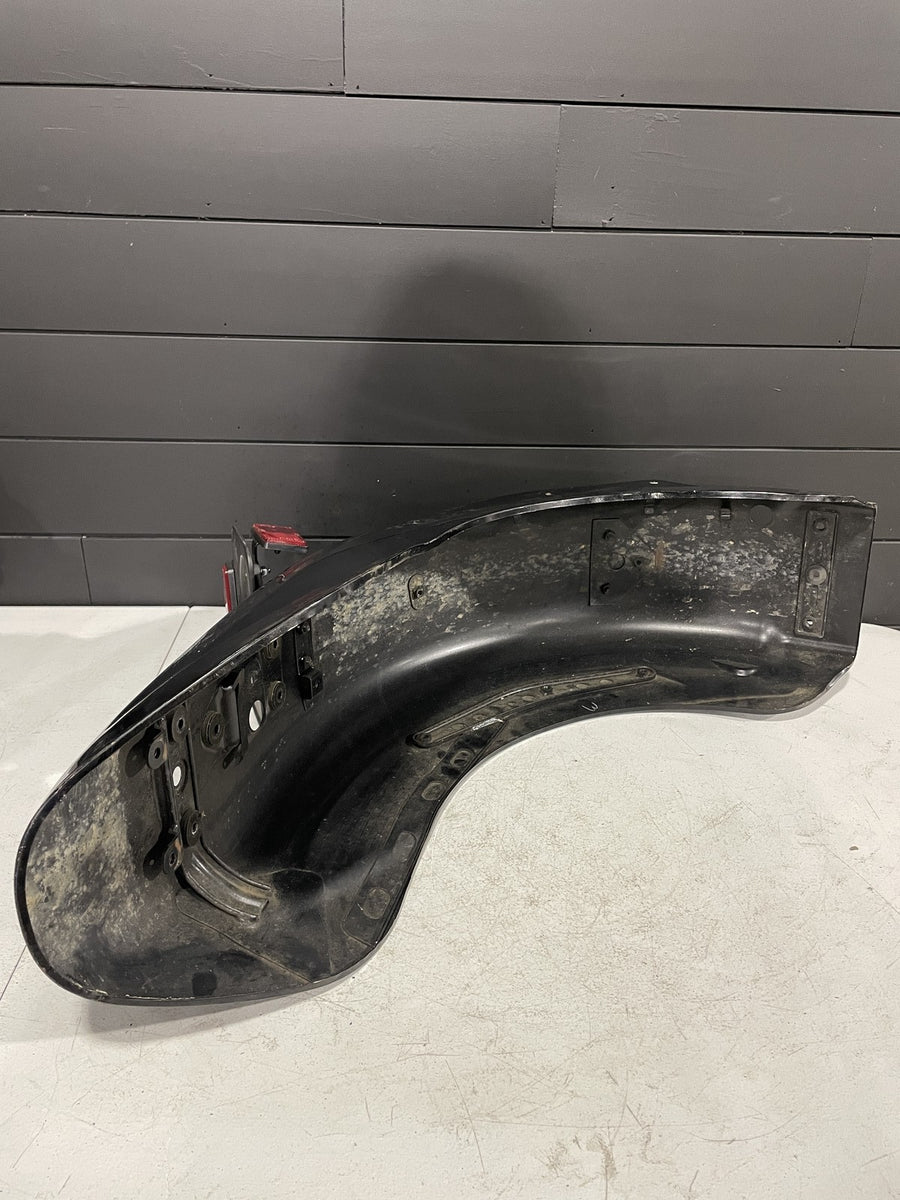 05-08 KAWASAKI VULCAN 1600  REAR BACK WHEEL FENDER MUD GUARD