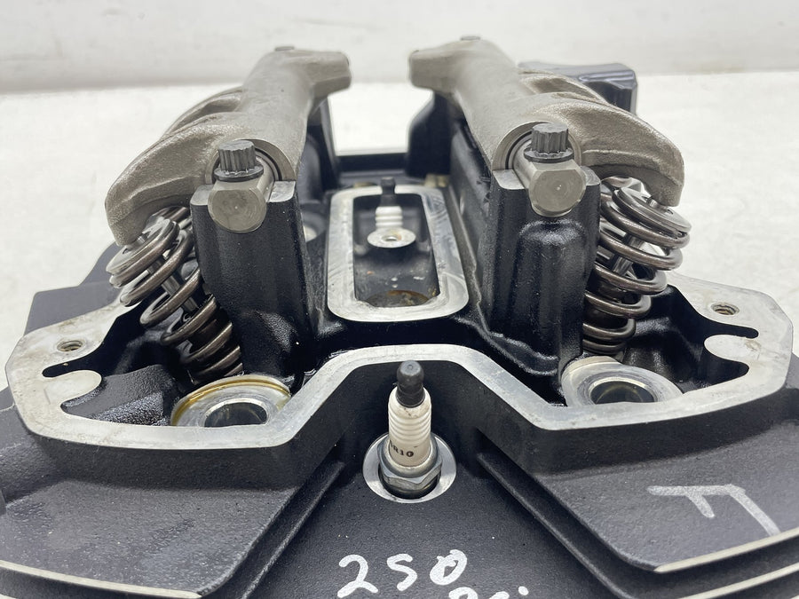 18-24 HARLEY-DAVIDSON STREET BOB FXBBS 114 M8 107CI ENGINE FRONT CYLINDER HEAD
