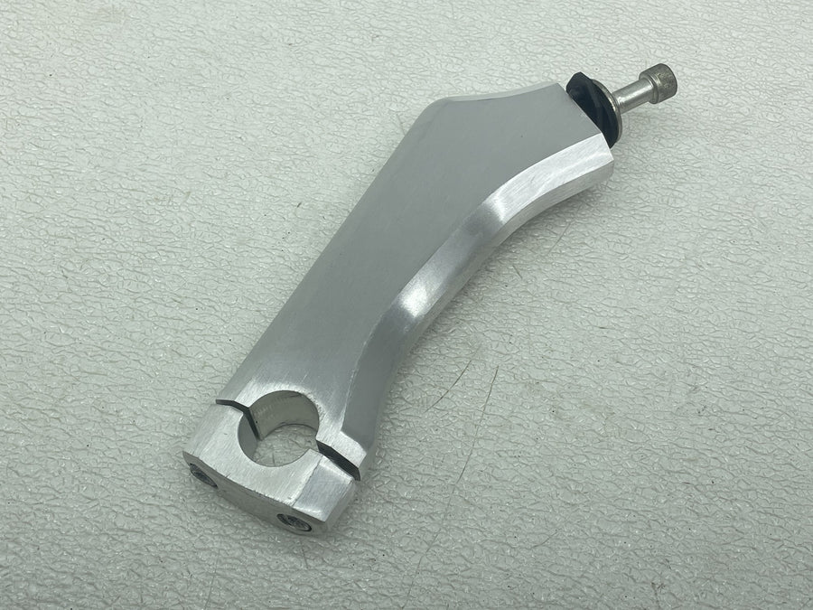 2012 SUZUKI BOULEVARD M109R HANDLEBAR RISERS RISER CLAMP PAIR