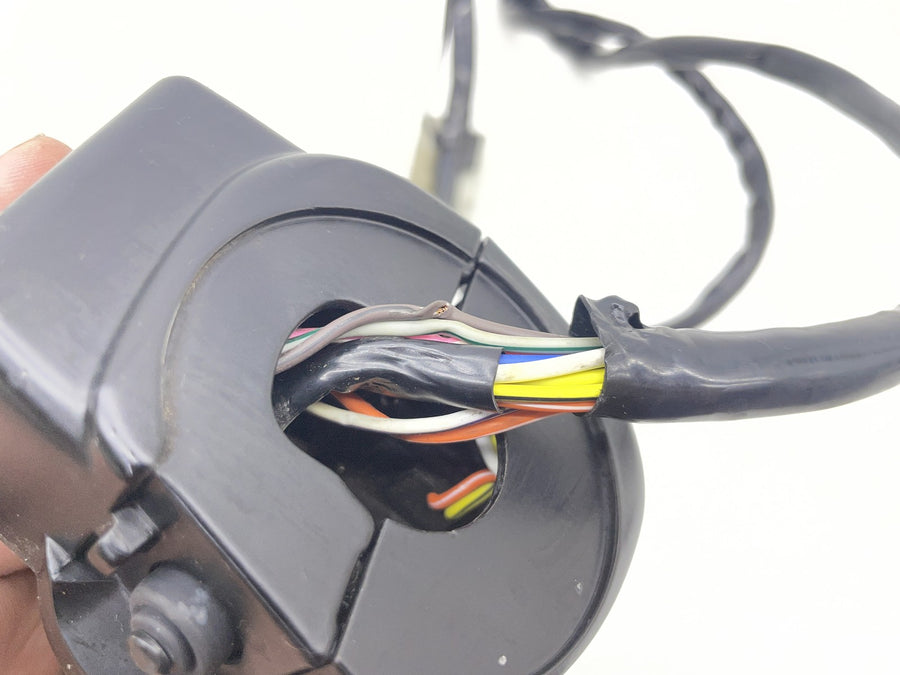 13 HARLEY-DAVIDSON ROAD GLIDE CVO CUSTOM FLTRXSE2 LEFT CONTROL SWITCH