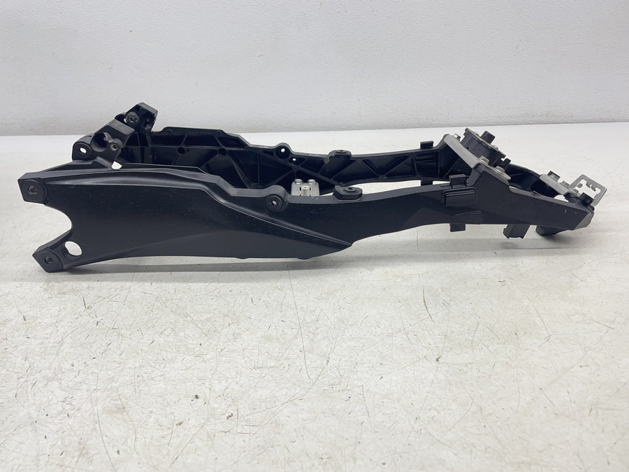 11-26 SUZUKI GSXR600 GSXR750 REAR SUBFRAME SUB FRAME STRAIGHT 41221-14J00-YUG