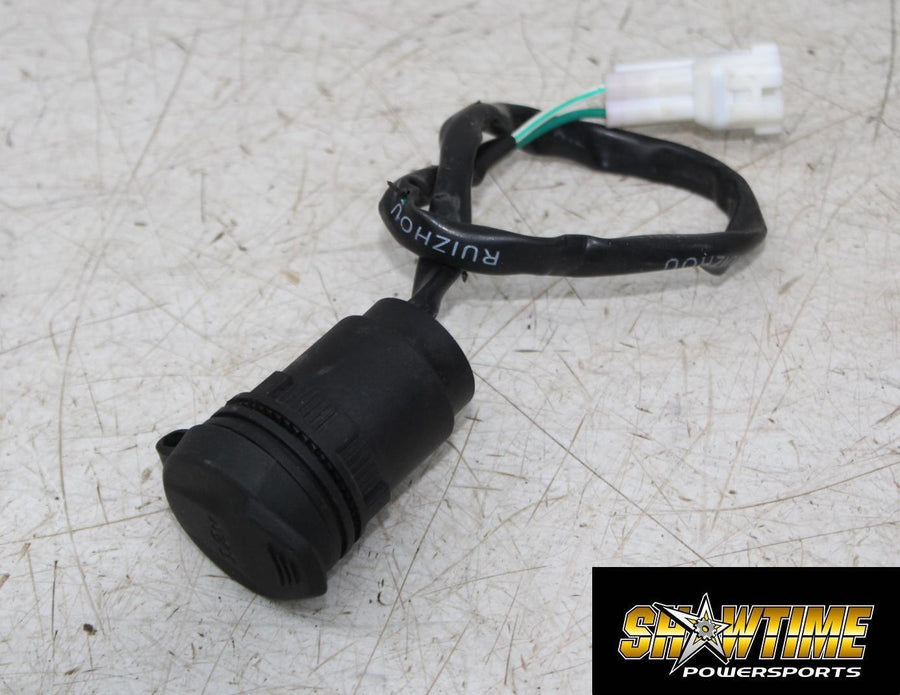24 CF-MOTO UFORCE 600 12V OULET PLUG SWITCH