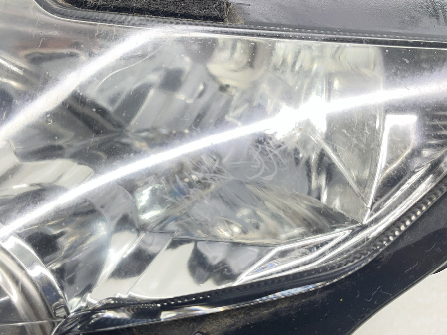 04-05 SUZUKI GSXR750 FRONT HEADLIGHT HEAD LIGHT LAMP 35100-29G30-999