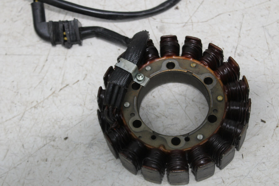 96-97 HONDA CBR900RR CBR900 STATOR MAGNETO ALTERNATOR GENERATOR COVER