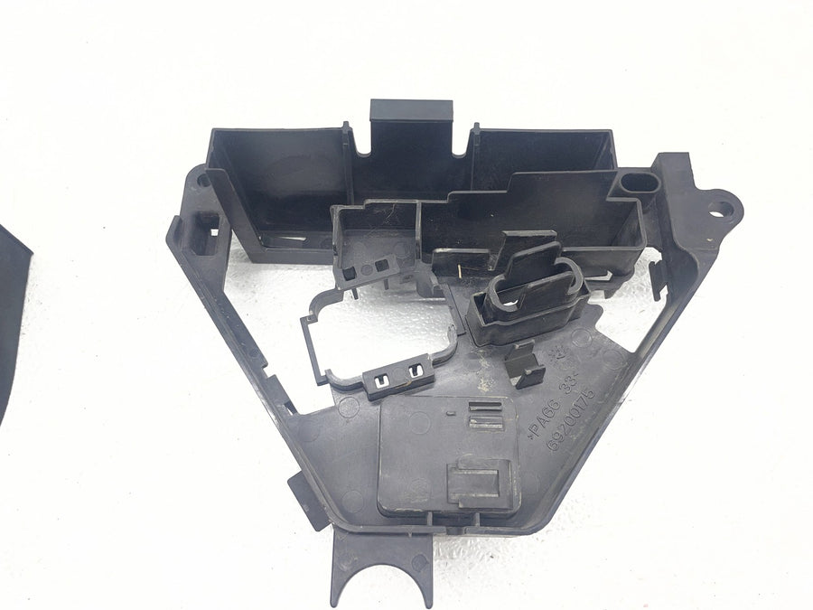 12-16 HARLEY-DAVIDSON STREET GLIDE FLHX BATTERY TRAY BOX HOLDER