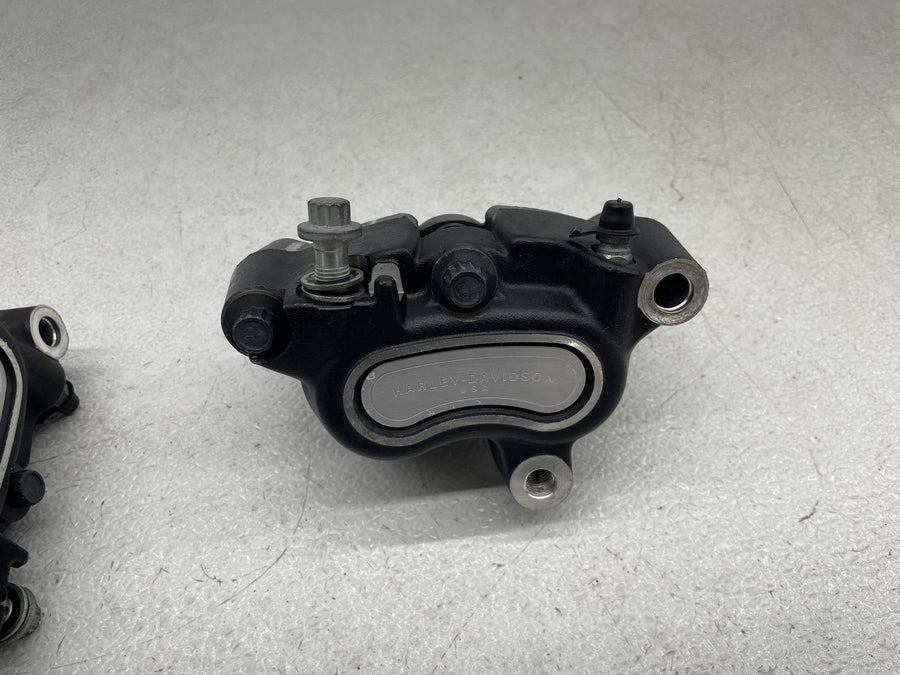 12-17 HARLEY-DAVIDSON DYNA LOW RIDER FXDL RIGHT LEFT FRONT BRAKE CALIPER SET