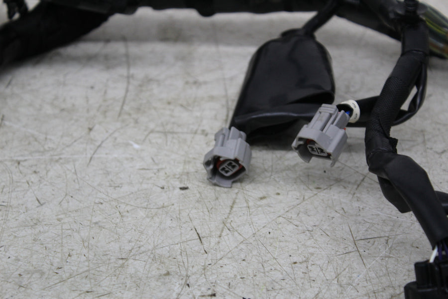 24 KAWASAKI NINJA ZX4R MAIN ENGINE WIRING HARNESS MOTOR WIRE LOOM (SEE DESCP)