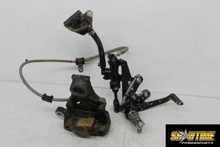 00-03 SUZUKI GSXR600 RIGHT REARSET PEG W MASTER CYLINDER CALIPER