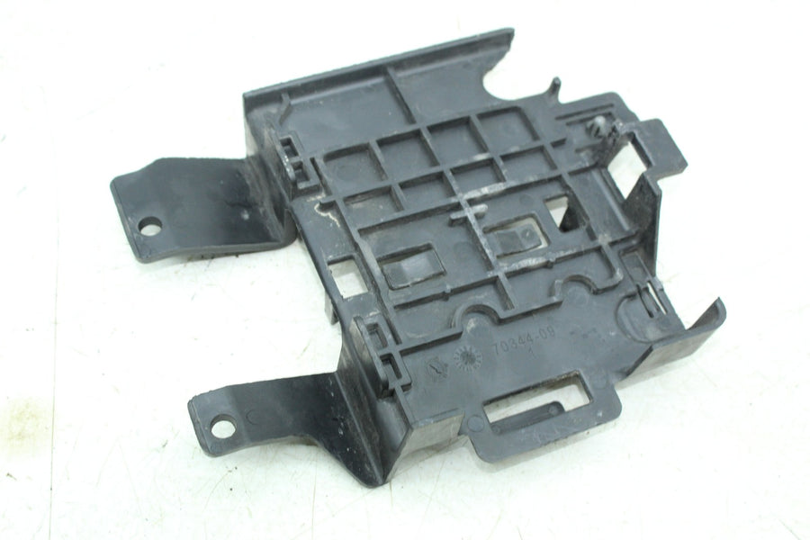 12-16 HARLEY-DAVIDSON ELECTRA GLIDE ULTRA FLHTCU BATTERY TRAY BOX HOLDER ASSY