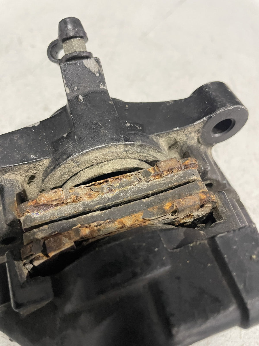 05-06 SUZUKI GSXR1000 REAR BACK BRAKE CALIPER