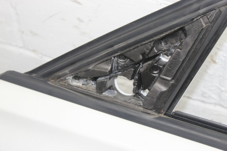 2016 BMW 328XI F30 FRONT DRIVER SIDE DOOR WINDOW GLAS TRACK MOTOR