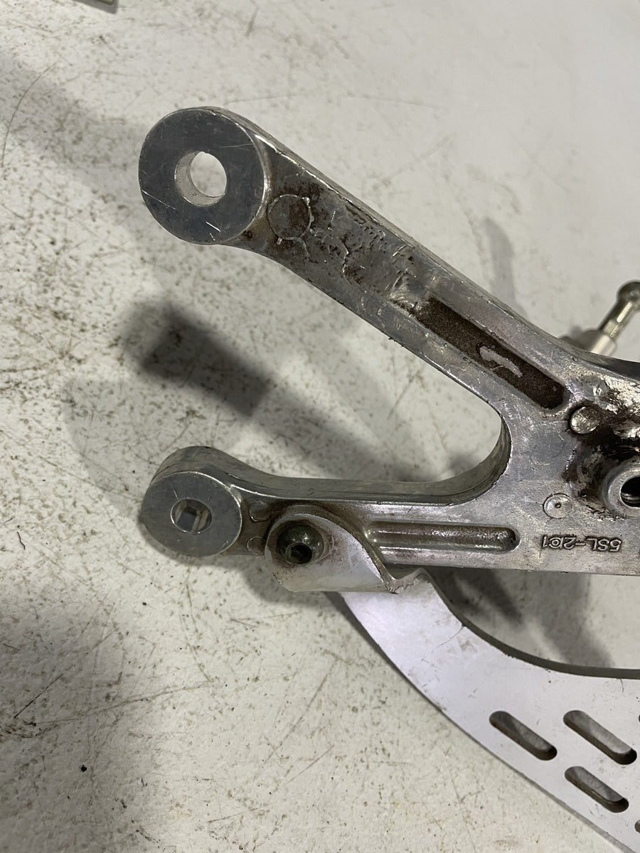 03-05 YAMAHA YZF R6 LEFT REARSET REAR SET FOOT PEG W SHIFTER