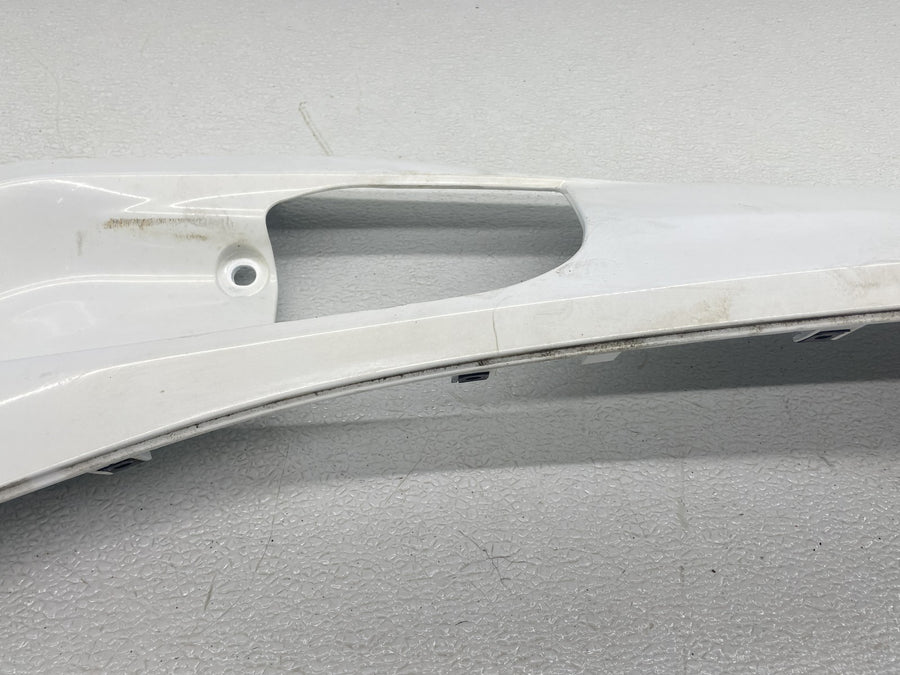 2011 HONDA PCX125 LEFT SIDE COVER FAIRING COWL 64432-kwn-9000