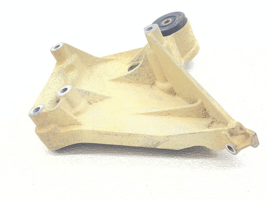 20 CAN-AM MAVERICK X3 DS TURBO MOTOR ENGINE TRANSMISSION MOUNT STAY BRACKET
