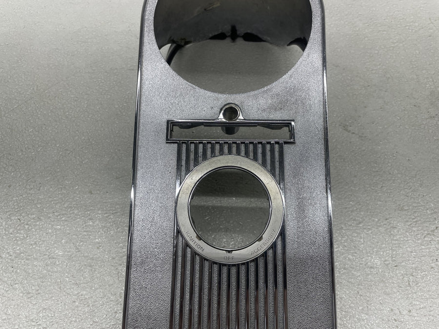 99-06 HARLEY-DAVIDSON ROAD KING CLASSIC FLHRCI GAS TANK CAP COVER TRIM PANEL