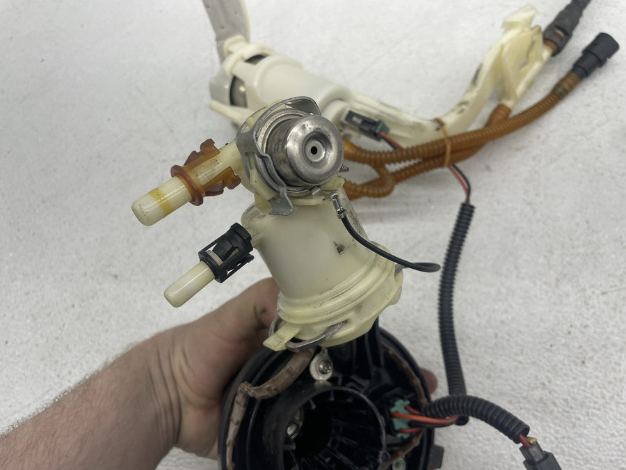 12-16 HARLEY-DAVIDSON STREET GLIDE FLHX FUEL PUMP GAS PETROL SENDER UNIT