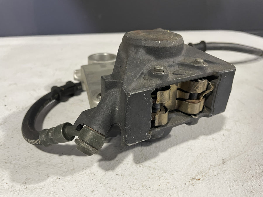 00-01 YAMAHA YZF R1 REAR BACK BRAKE CALIPER W MOUNT BRACKET