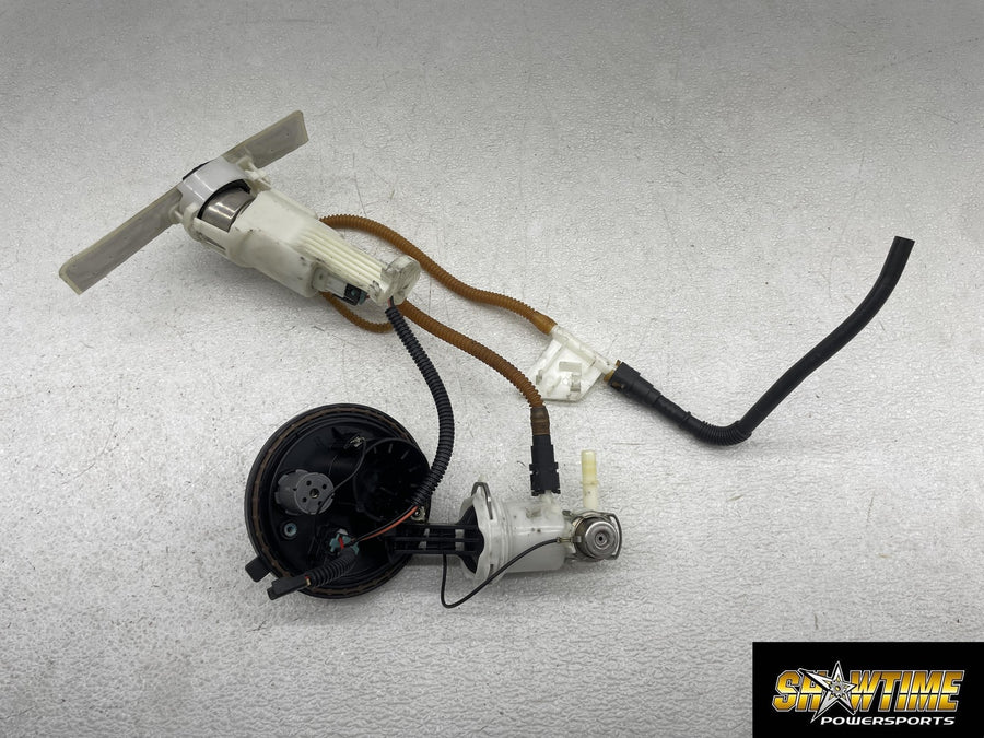 13 HARLEY-DAVIDSON ROAD GLIDE CVO CUSTOM FLTRXSE2 FUEL GAS PUMP