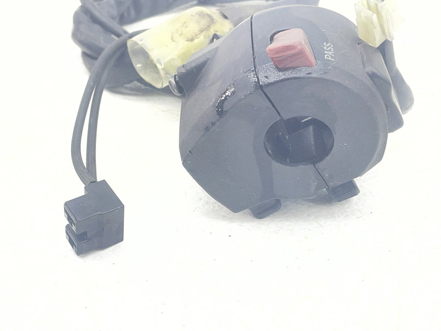 15-18 YAMAHA YZF R3 LEFT SWITCH CONTROL HEADLIGHT TURN SIGNAL 1WD-H2910-00-00