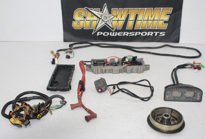 00-01 YAMAHA WAVERUNNER XL800 ELECTRICS ECU GAUGE CDI COILS