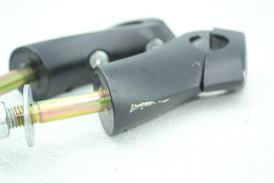 15-17 VICTORY GUNNER HANDLEBAR RISERS RISER CLAMP SET