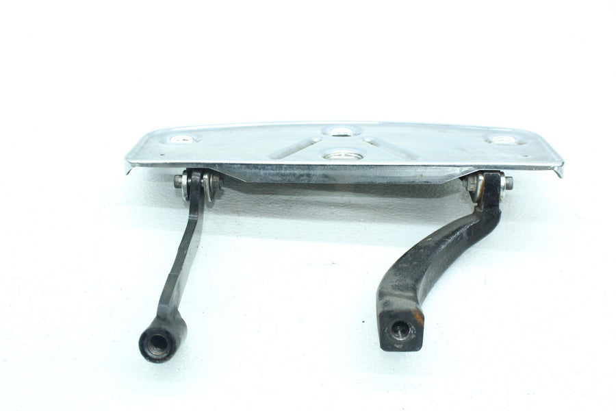 07-11 HARLEY-DAVIDSON ELECTRA GLIDE ULTRA CLASSIC FRONT RIGHT FOOT BOARD REST